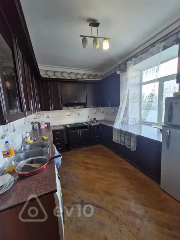 Kirayə verilir 3 otaqlı yeni tikili 75 m²