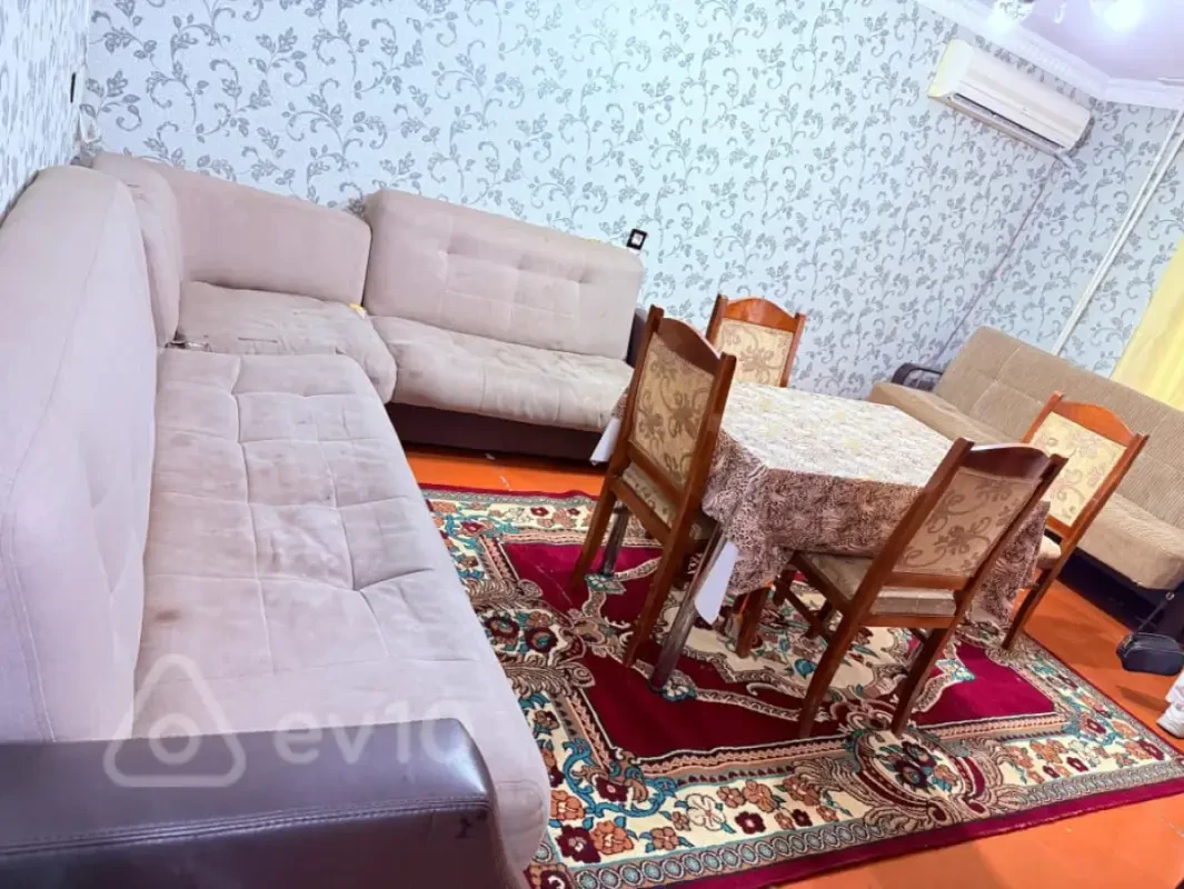 Kirayə verilir 1 otaqlı köhnə tikili 35 m²