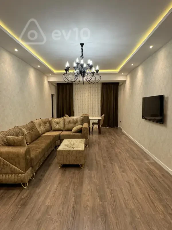 Kirayə verilir 3 otaqlı yeni tikili 152 m²