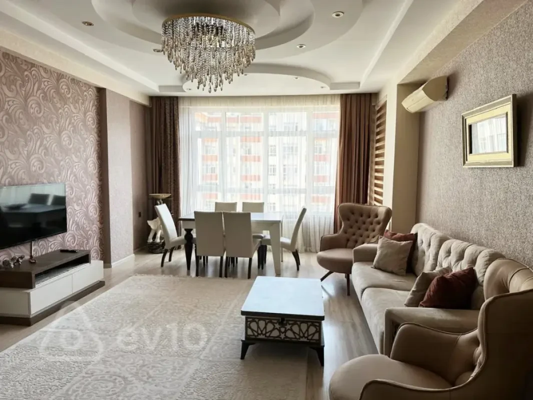 Satılır 4 otaqlı yeni tikili 134 m²