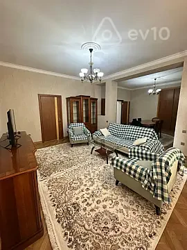 Satılır 3 otaqlı köhnə tikili 92 m² — Bakı, Nəsimi 3 otaq 92.00 m²