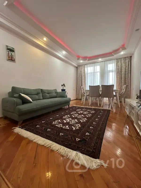 Satılır 3 otaqlı yeni tikili 100 m²