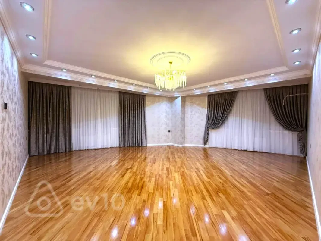 Satılır 3 otaqlı yeni tikili 142 m²
