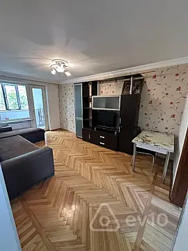 Kirayə verilir 2 otaqlı köhnə tikili 50 m² — Bakı, Yasamal 2 otaq 50.00 m²