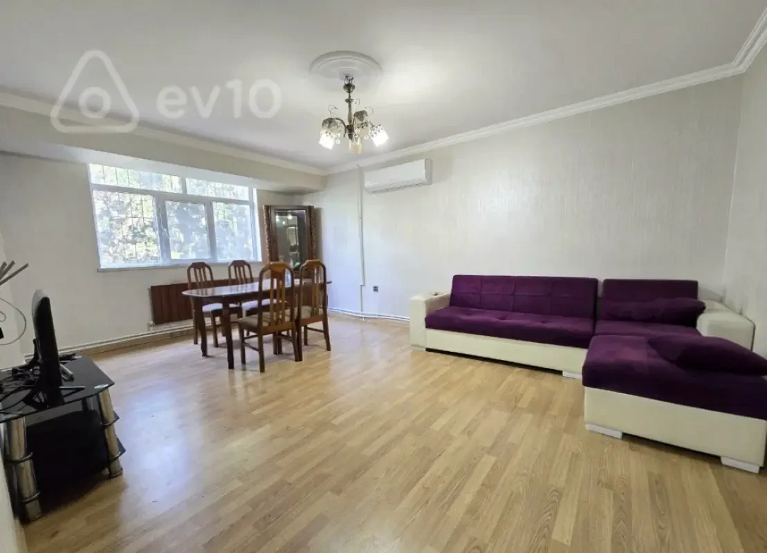 Satılır 3 otaqlı köhnə tikili 65 m²