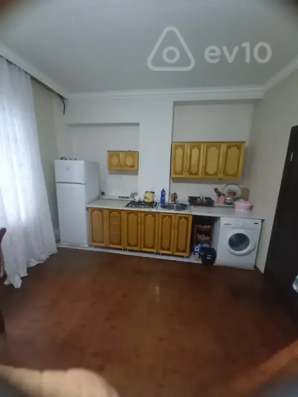 Kirayə verilir 2 otaqlı həyət evi 45 m²