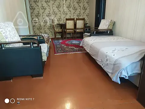 Kirayə verilir 2 otaqlı köhnə tikili 65 m² — Bakı, Yasamal 2 otaq 65.00 m²