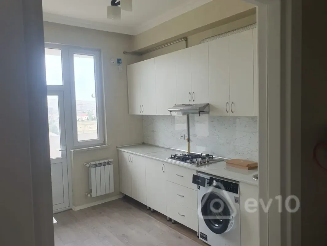 Kirayə verilir 2 otaqlı yeni tikili 61 m²