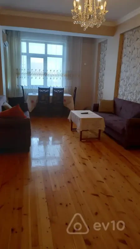 Kirayə verilir 2 otaqlı yeni tikili 70 m²