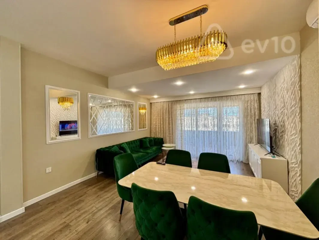 Satılır 3 otaqlı yeni tikili 110 m²