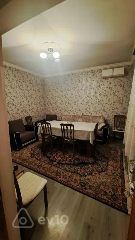 Kirayə verilir 2 otaqlı həyət evi 45 m²