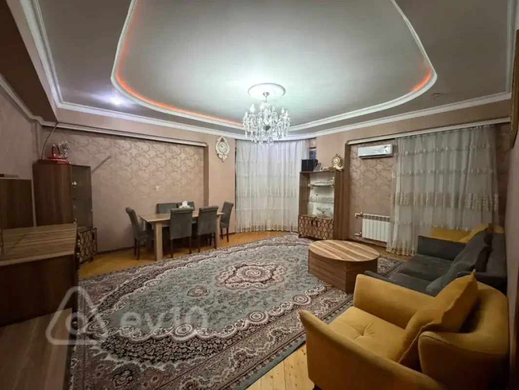 Kirayə verilir 2 otaqlı yeni tikili 95 m²