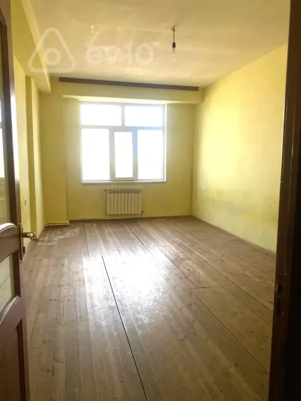Kirayə verilir 3 otaqlı yeni tikili 100 m²