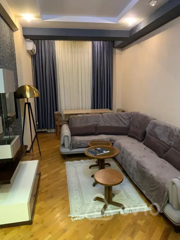 Kirayə verilir 2 otaqlı yeni tikili 60 m²