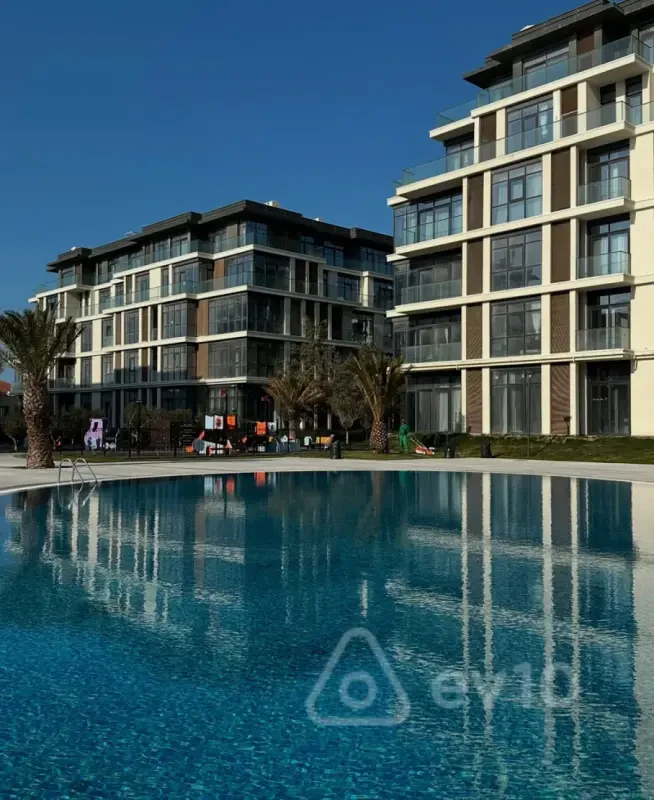 Kirayə verilir 2 otaqlı yeni tikili 80 m²