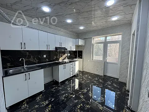 Kirayə verilir 2 otaqlı köhnə tikili 52 m² — Bakı, Xətai 2 otaq 52.00 m²