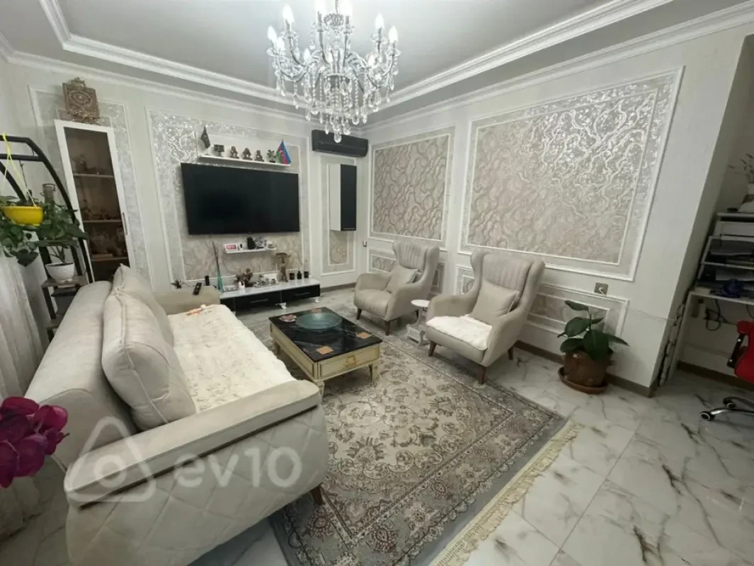 Satılır 4 otaqlı həyət evi 150 m²
