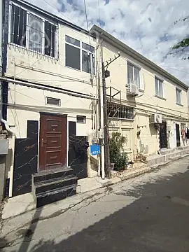 Satılır 1 otaqlı həyət evi 40 m² — Bakı, Yasamal 1 otaq 40.00 m²