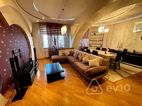 Kirayə verilir 3 otaqlı yeni tikili 150 m² — Bakı, Nizami 3 otaq 150.00 m²