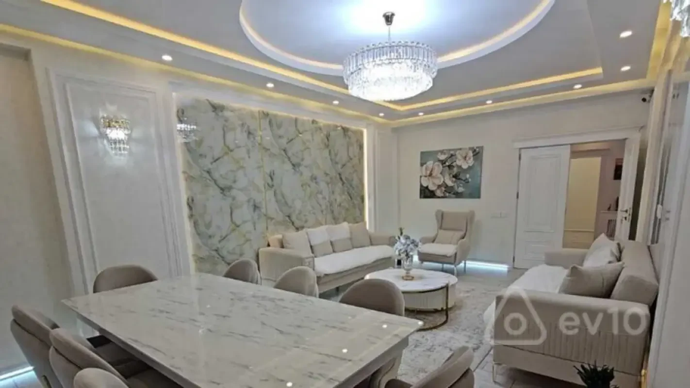 Kirayə verilir 3 otaqlı yeni tikili 140 m²