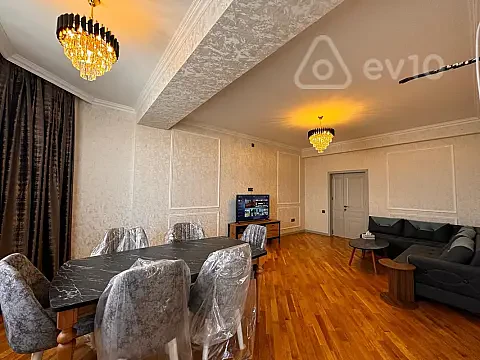 Kirayə verilir 3 otaqlı yeni tikili 160 m² — Bakı, Nərimanov 3 otaq 160.00 m²