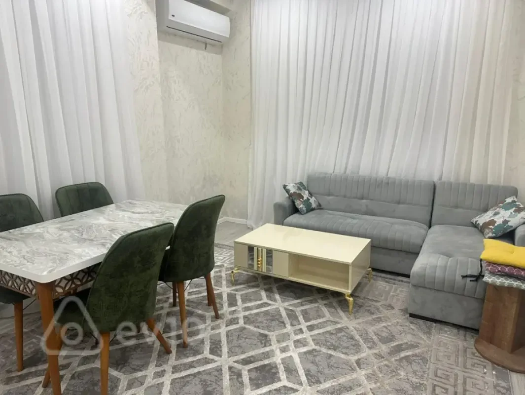 Kirayə verilir 3 otaqlı yeni tikili 90 m²