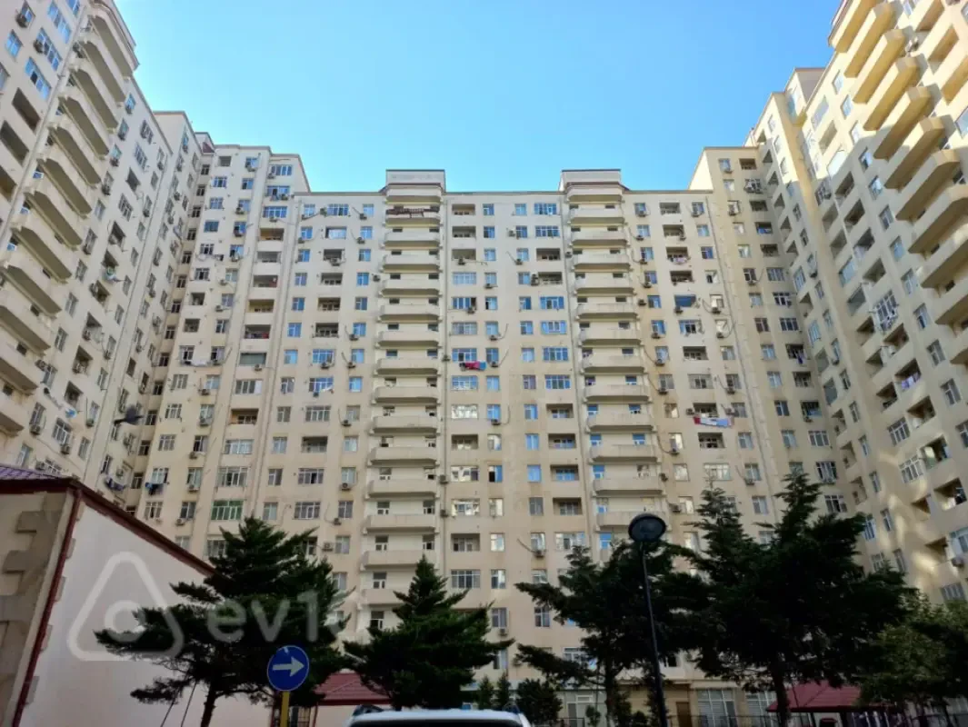 Kirayə verilir 2 otaqlı yeni tikili 60 m²