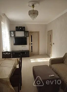 Kirayə verilir 3 otaqlı köhnə tikili 55 m² — Bakı, Nəsimi 3 otaq 55.00 m²