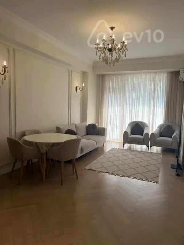 Kirayə verilir 2 otaqlı yeni tikili 70 m²