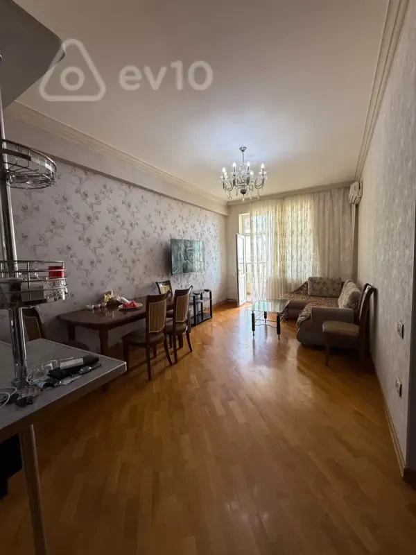 Kirayə verilir 2 otaqlı yeni tikili 60 m²