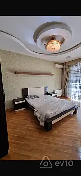 Kirayə verilir 3 otaqlı yeni tikili 150 m² — Bakı, Nərimanov 3 otaq 150.00 m²