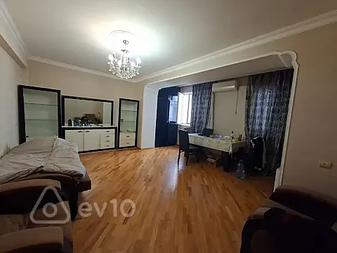 Satılır 2 otaqlı köhnə tikili 65 m² — Bakı, Yasamal 2 otaq 65.00 m²