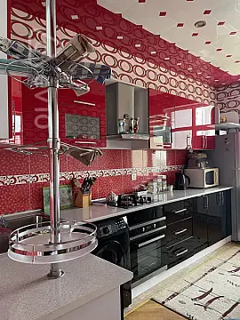 Kirayə verilir 3 otaqlı yeni tikili 80130 m² — Bakı, Nizami 3 otaq 80130.00 m²