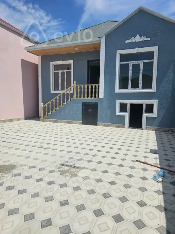 Satılır 4 otaqlı həyət evi 110 m²