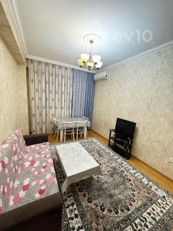 Kirayə verilir 2 otaqlı yeni tikili 50 m²