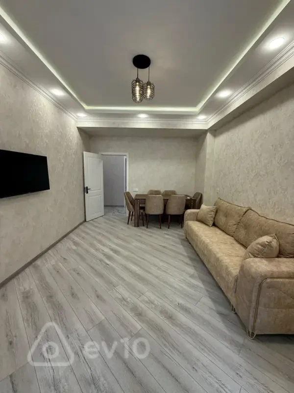 Kirayə verilir 2 otaqlı yeni tikili 65 m²