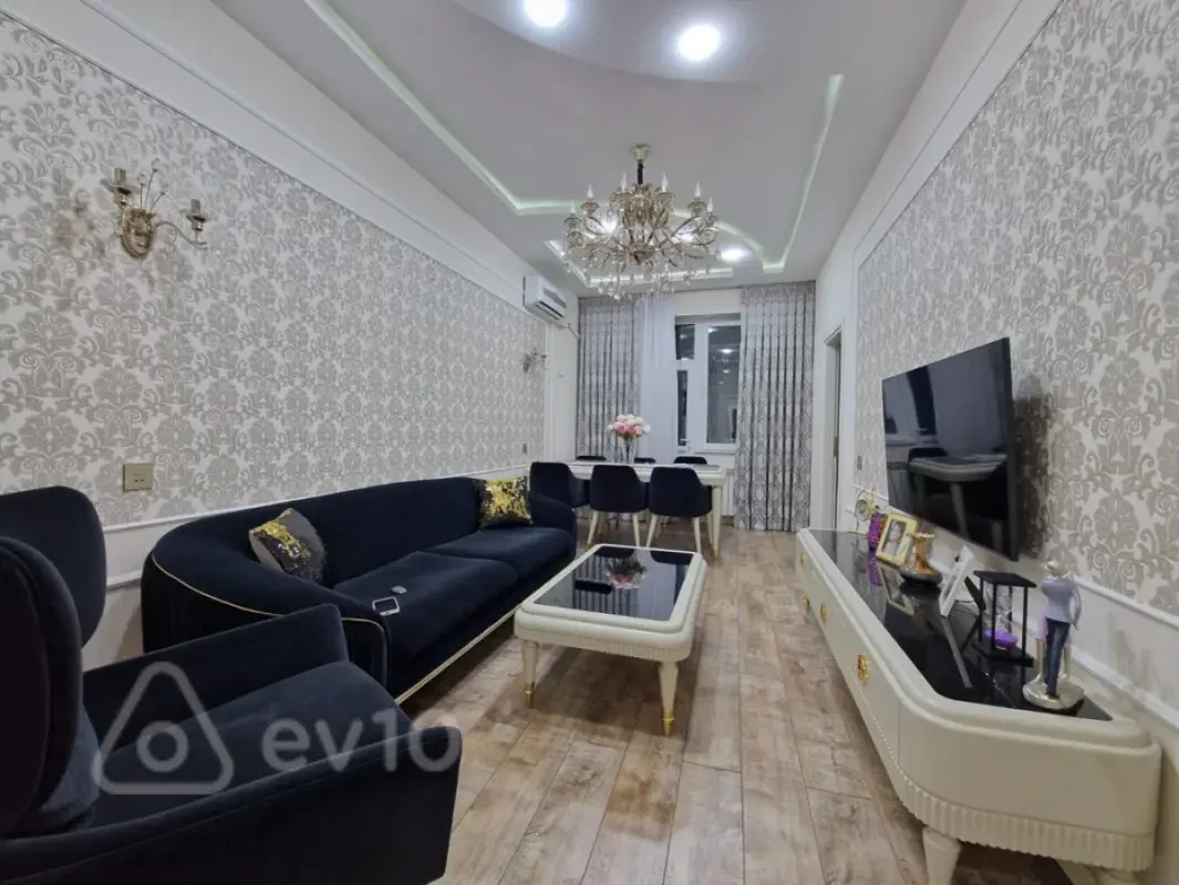 Kirayə verilir 2 otaqlı yeni tikili 75 m²