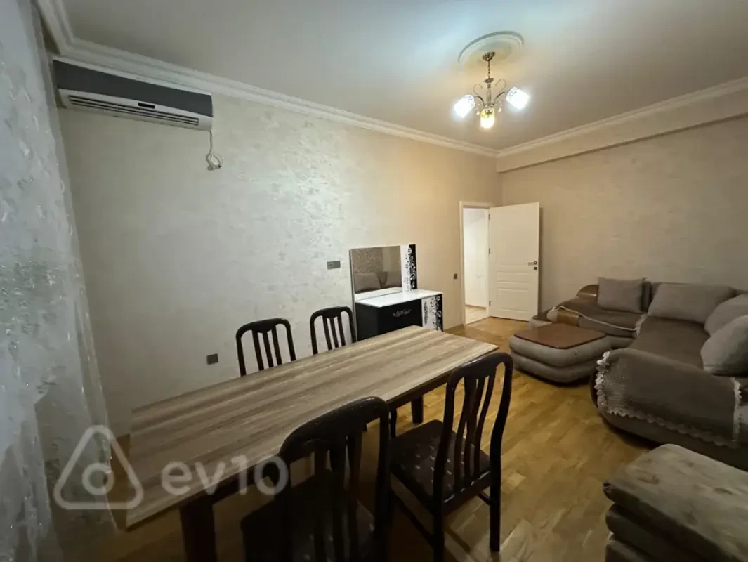 Kirayə verilir 2 otaqlı yeni tikili 65 m²
