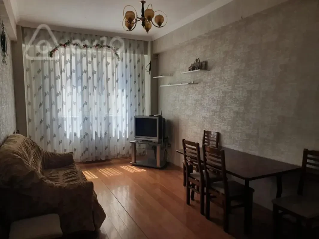 Kirayə verilir 2 otaqlı yeni tikili 62 m²