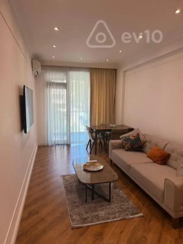 Kirayə verilir 2 otaqlı yeni tikili 65 m²