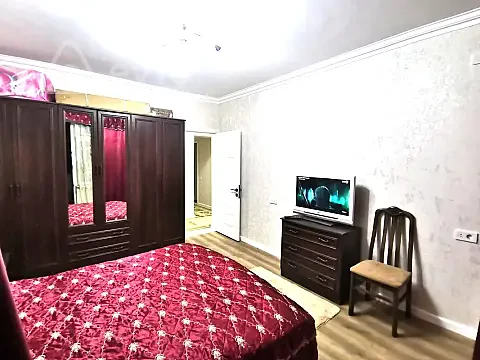 Kirayə verilir 3 otaqlı köhnə tikili 70 m² — Bakı, Nizami 3 otaq 70.00 m²