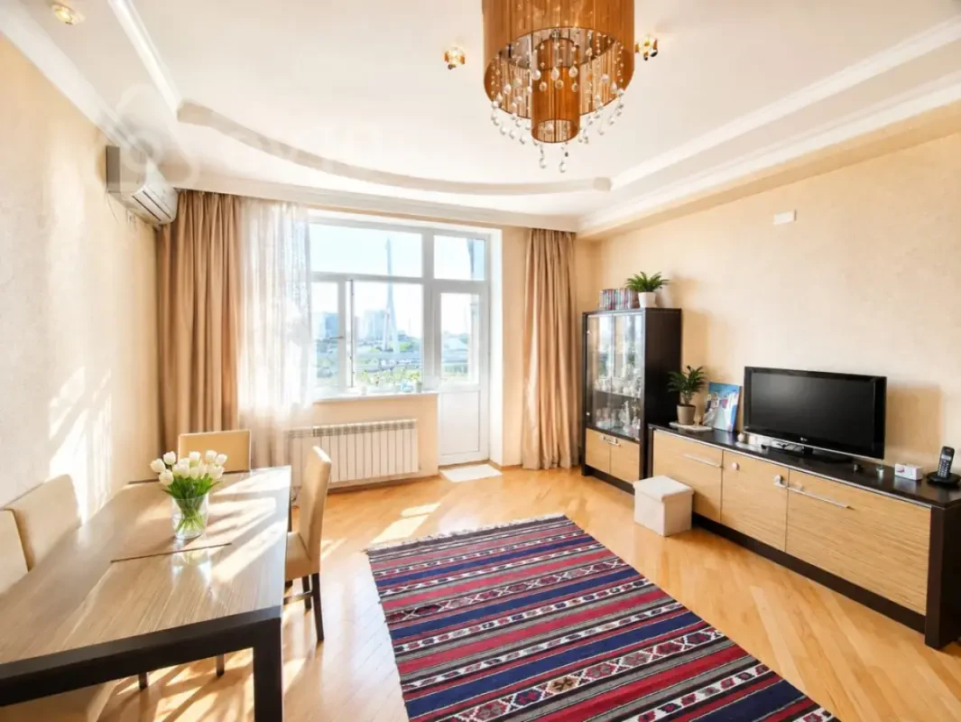 Kirayə verilir 2 otaqlı yeni tikili 90 m²