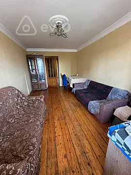 Kirayə verilir 3 otaqlı köhnə tikili 110 m² — Bakı, Yasamal 3 otaq 110.00 m²