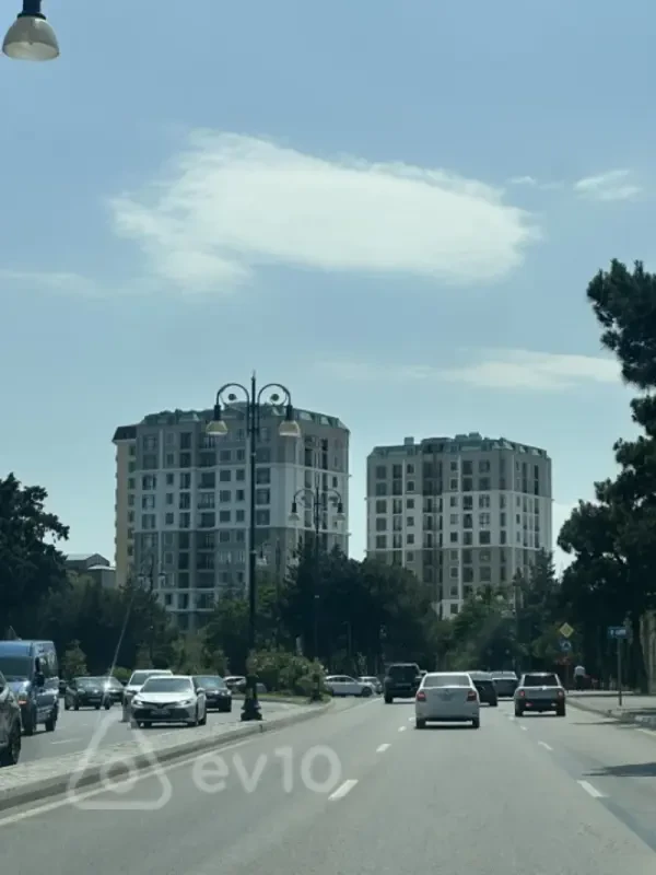 Satılır 3 otaqlı yeni tikili 96 m²