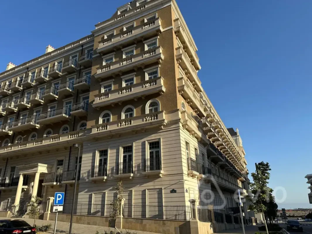 Kirayə verilir 3 otaqlı yeni tikili 111 m²