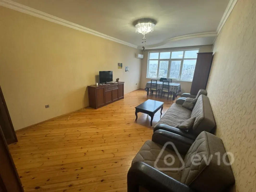 Kirayə verilir 2 otaqlı yeni tikili 100 m²