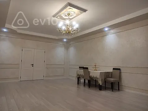 Satılır 10 otaqlı həyət evi 450 m² — Bakı, Sabunçu 10 otaq 450.00 m²