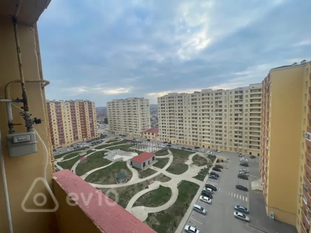 Kirayə verilir 2 otaqlı yeni tikili 52 m²