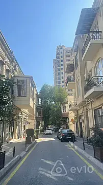 Satılır 4 otaqlı köhnə tikili 90 m² — Bakı, Nəsimi 4 otaq 90.00 m²