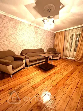 Kirayə verilir 2 otaqlı köhnə tikili 35 m² — Bakı, Nizami 2 otaq 35.00 m²